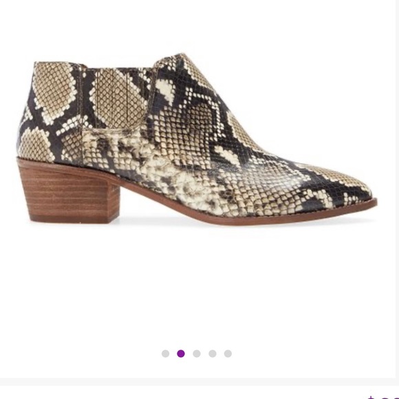Madewell Embossed Snake Skin Print Leather Chelsea Booties Size 8 NEW! - Picture 2 of 7